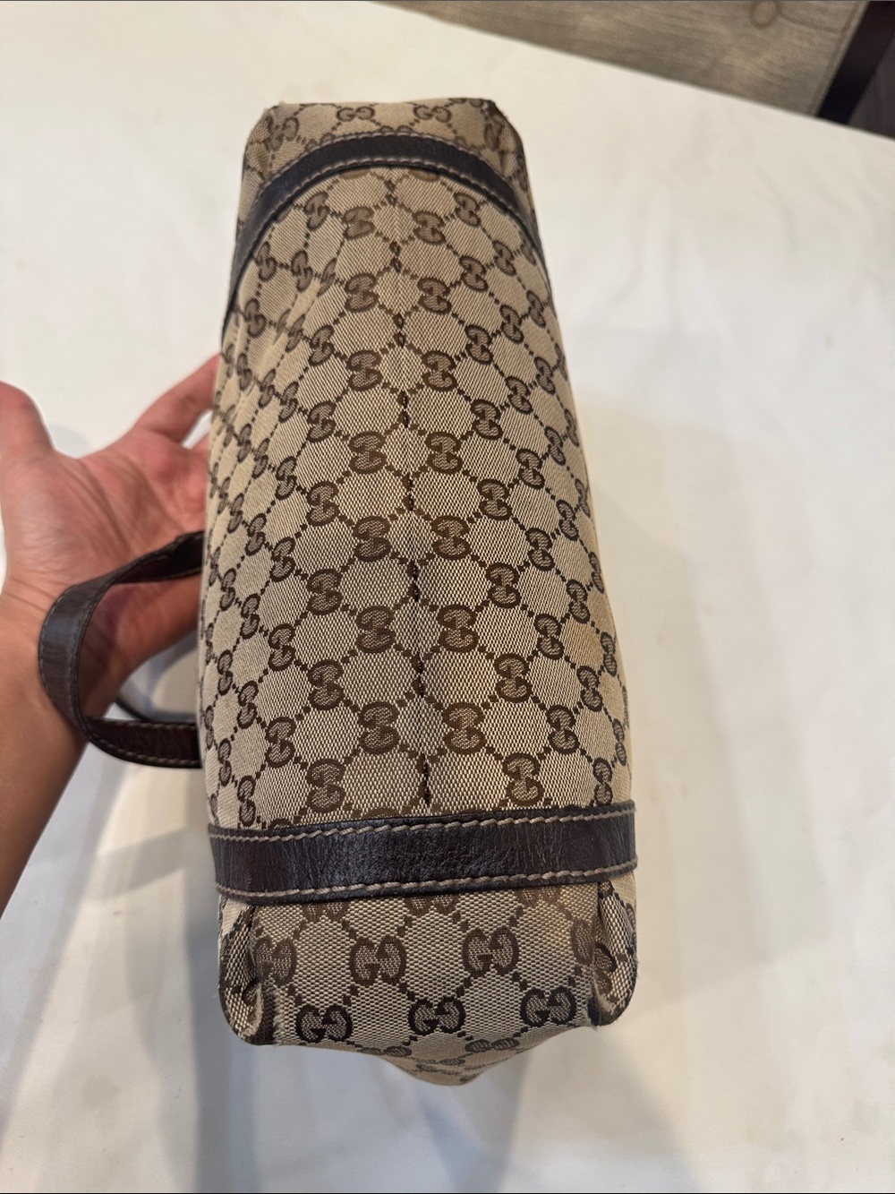 Authentic Gucci Brown GG Canvas Shoulder Bag with Green-Red Web - Picture 5 of 13